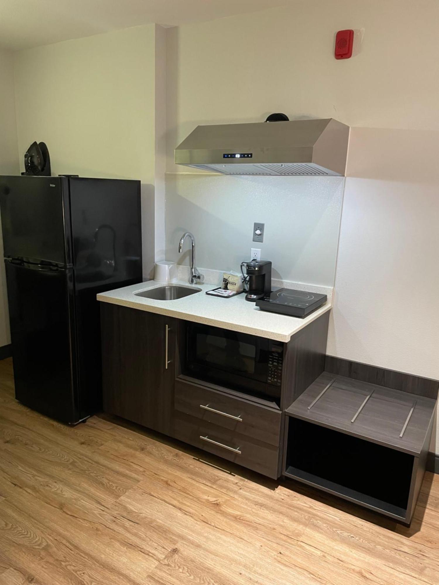 Studio 6 Suites Stockton, Ca Waterfront Zewnętrze zdjęcie